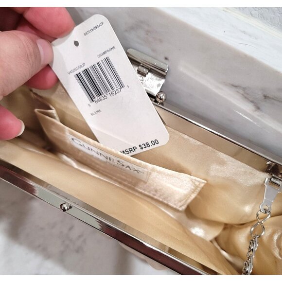 Gunne Sax by Jessica McClintock Champagne Clutch Purse with Chain Strap - Picture 4 of 6